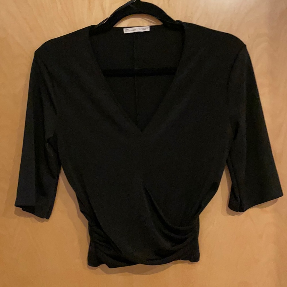 Zara Women’s Crossed Cropped Shirt